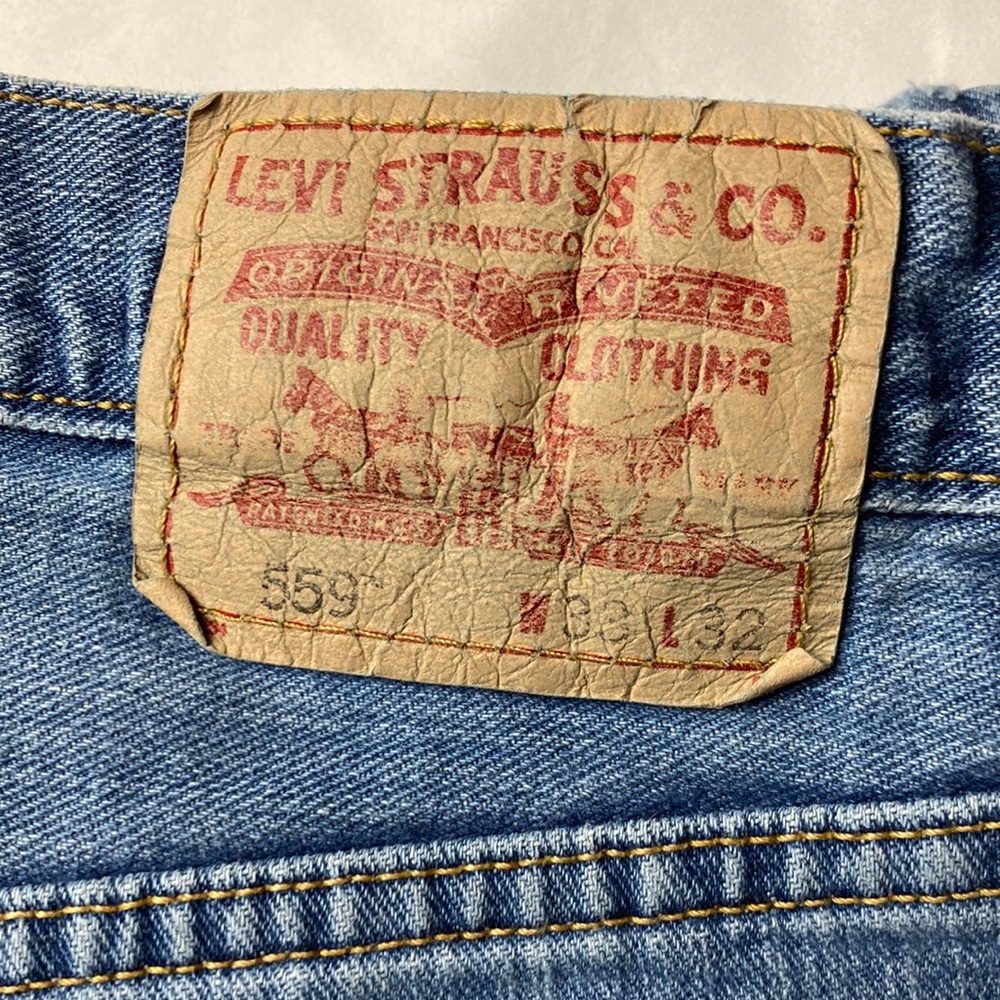 Levi’s 559 Relaxed Straight 33 X 33